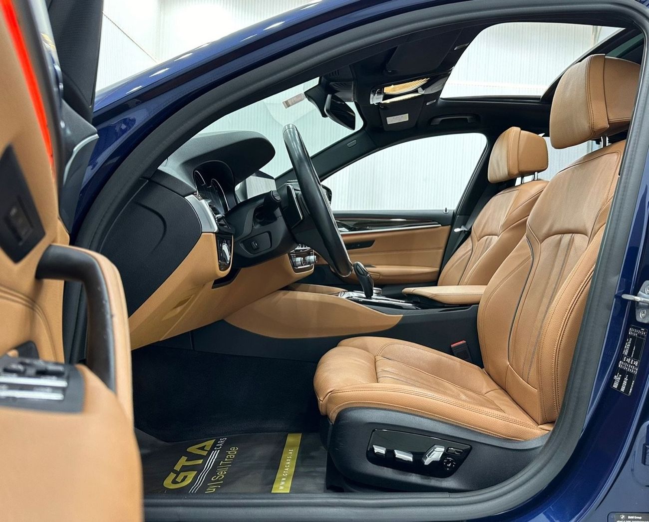 بي أم دبليو 530i Std