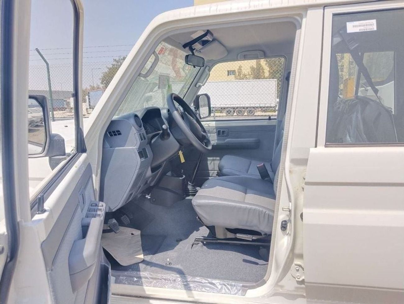 Toyota Land Cruiser 70 TOYOTA LC76 I 4.2L DIESEL I HARD TOP I 05 DOOR I V6 I 2025