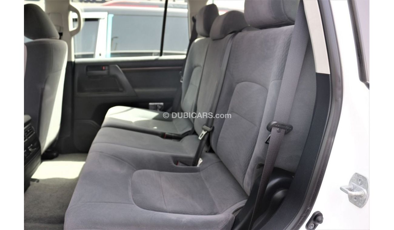 Toyota Land Cruiser GXR GXR TOYOTA LAND CRUISER 2016 GCC V6 FULL AUTOMATIC