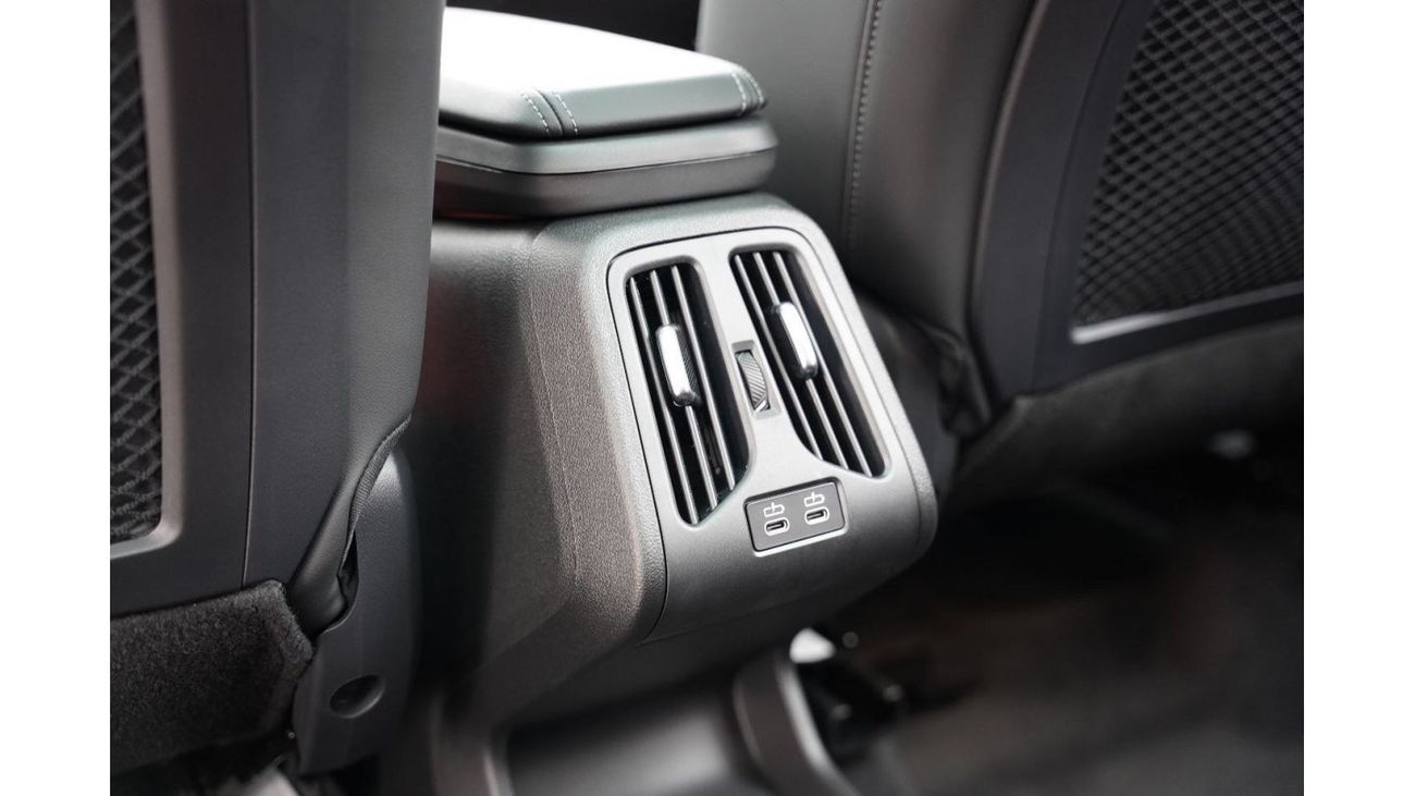 BMW X1 2024 BMW X1 SDRIVE20i Night Packeg Black 1.5L 0KM