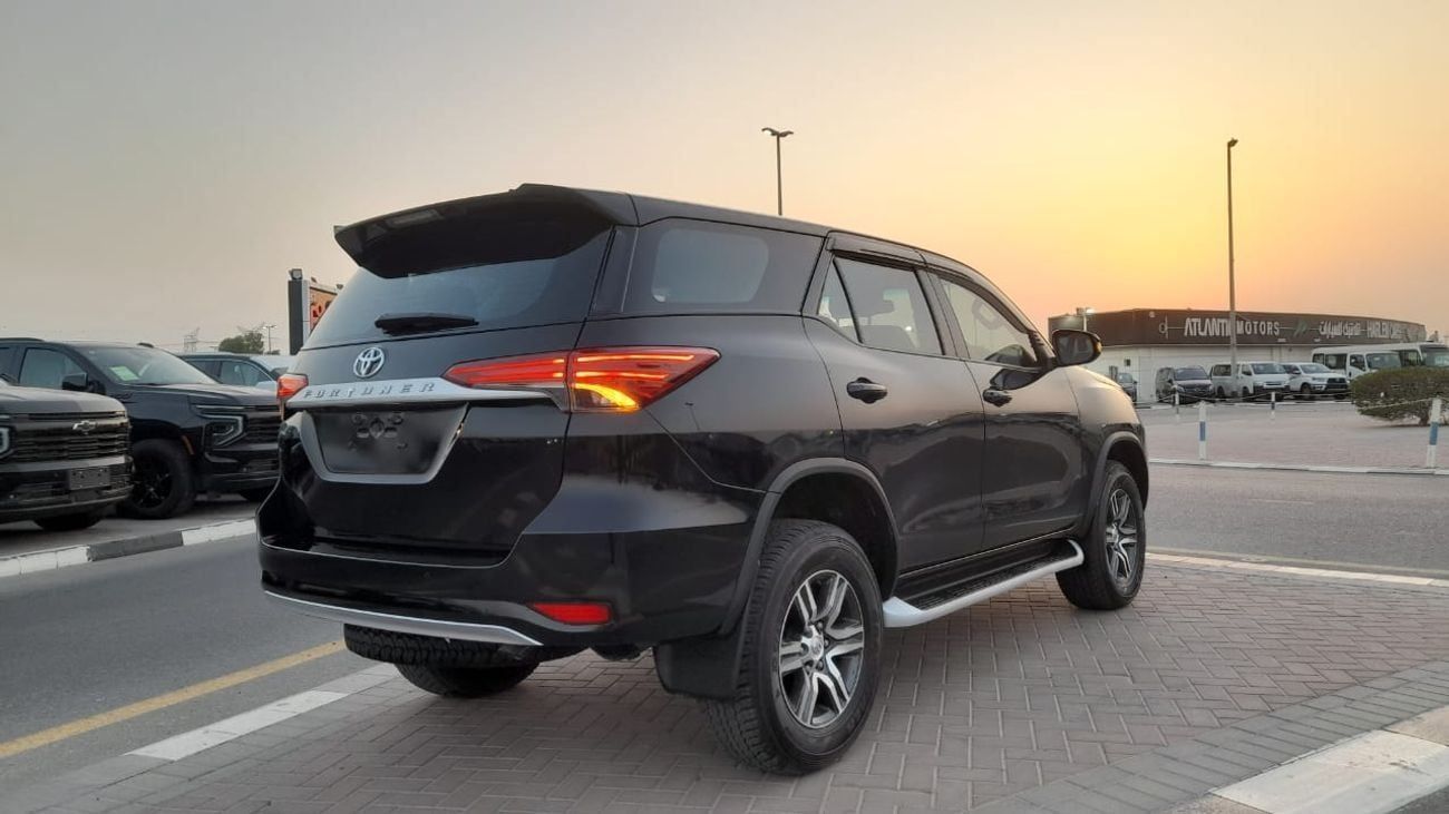 تويوتا فورتونر 4.0L VXR
