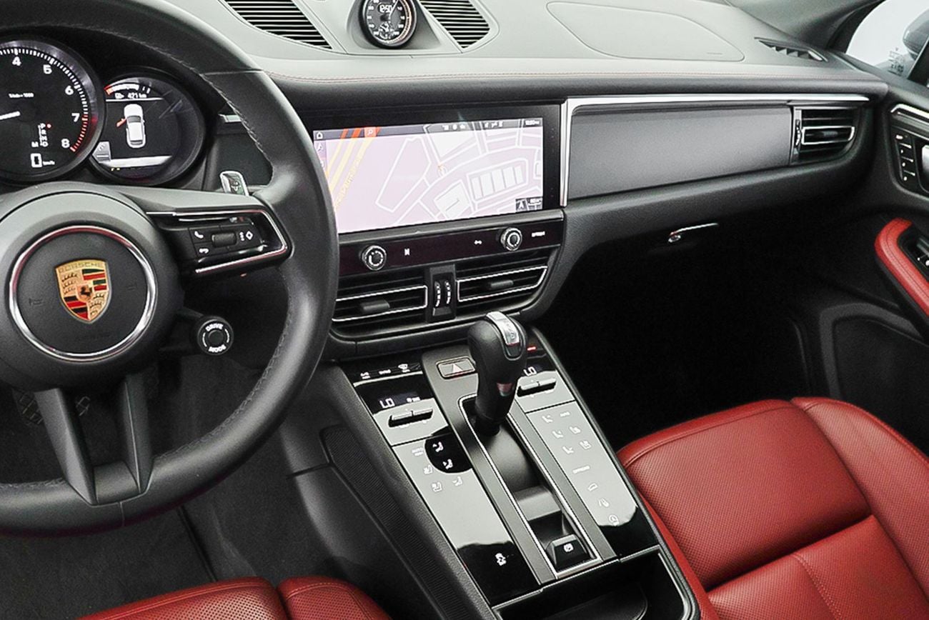 Porsche Macan STD