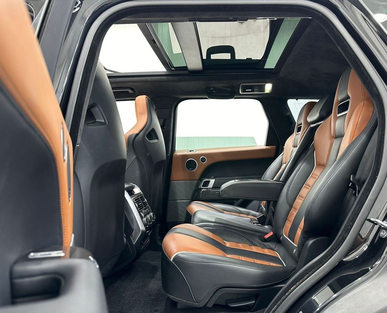 Land Rover Range Rover Sport 2017 Range Rover Sport SVR, One Year Warranty, Service History, GCC