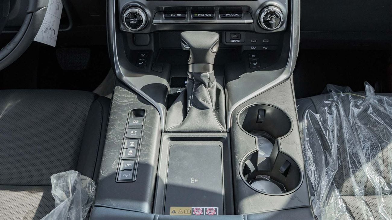 لكزس LX 600 2025 Lexus LX600 Over-Trail 3.5L AT Petrol