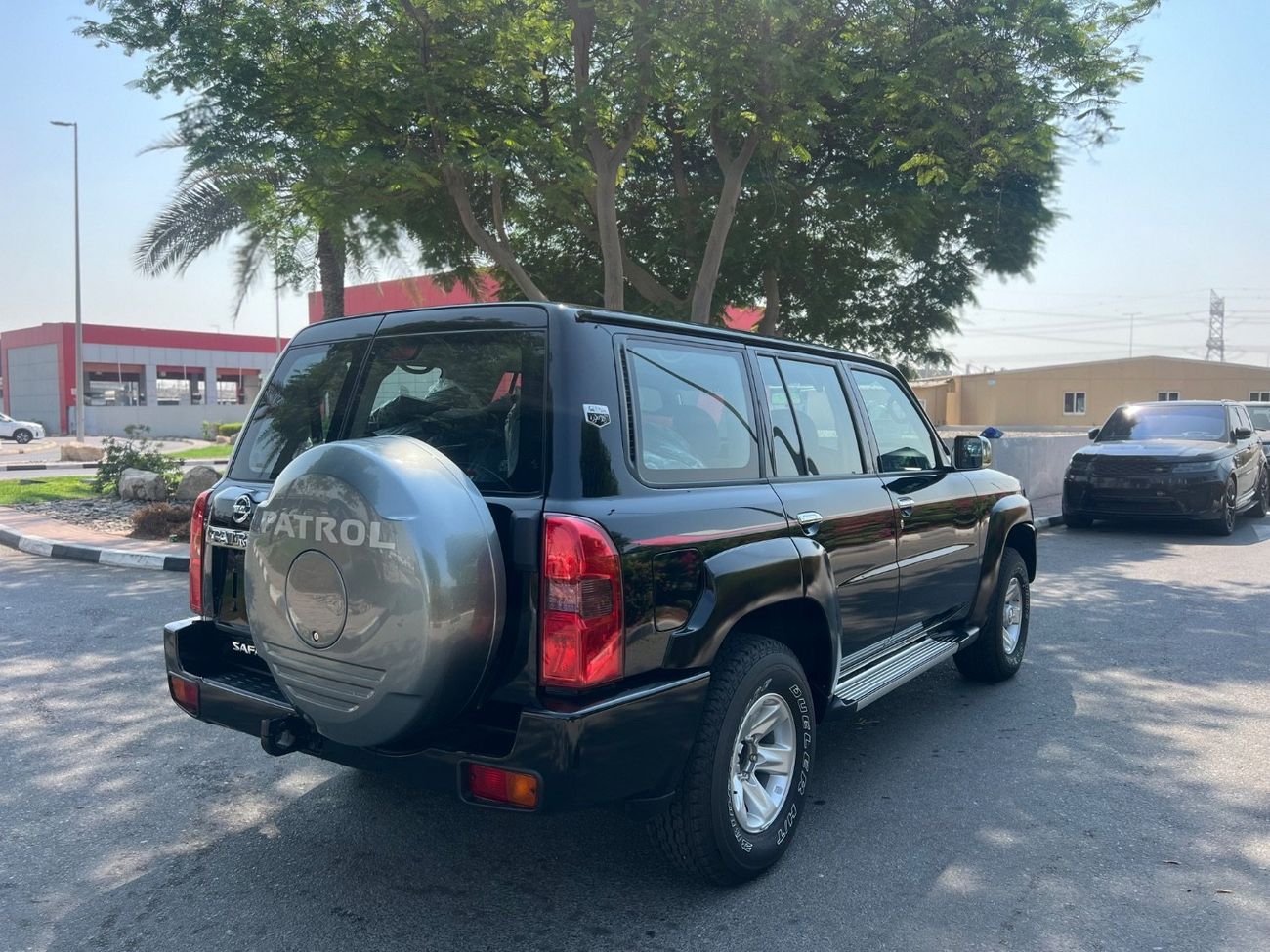 نيسان باترول سفاري Safari 4.8L M/T