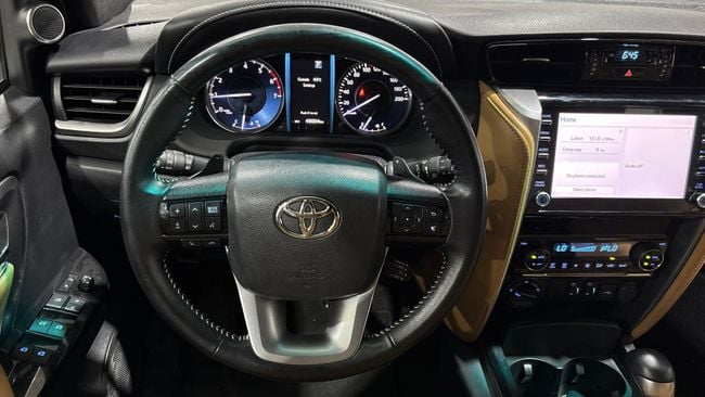 Toyota Fortuner VXR, миниатюра 28
