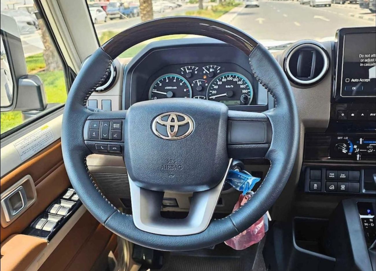 تويوتا لاند كروزر 70 Lx v6