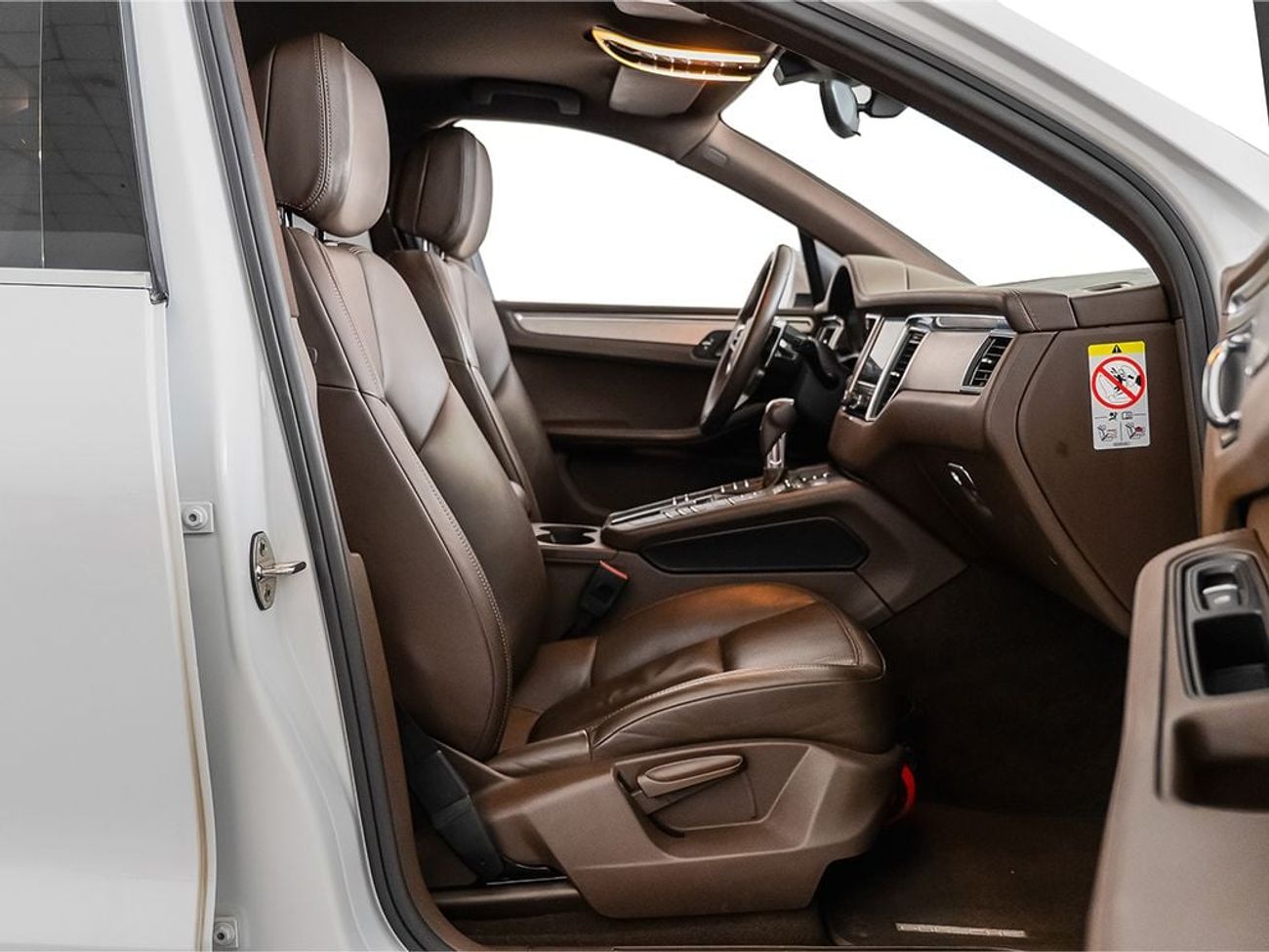 بورش ماكان Std 2.0L (252 HP)