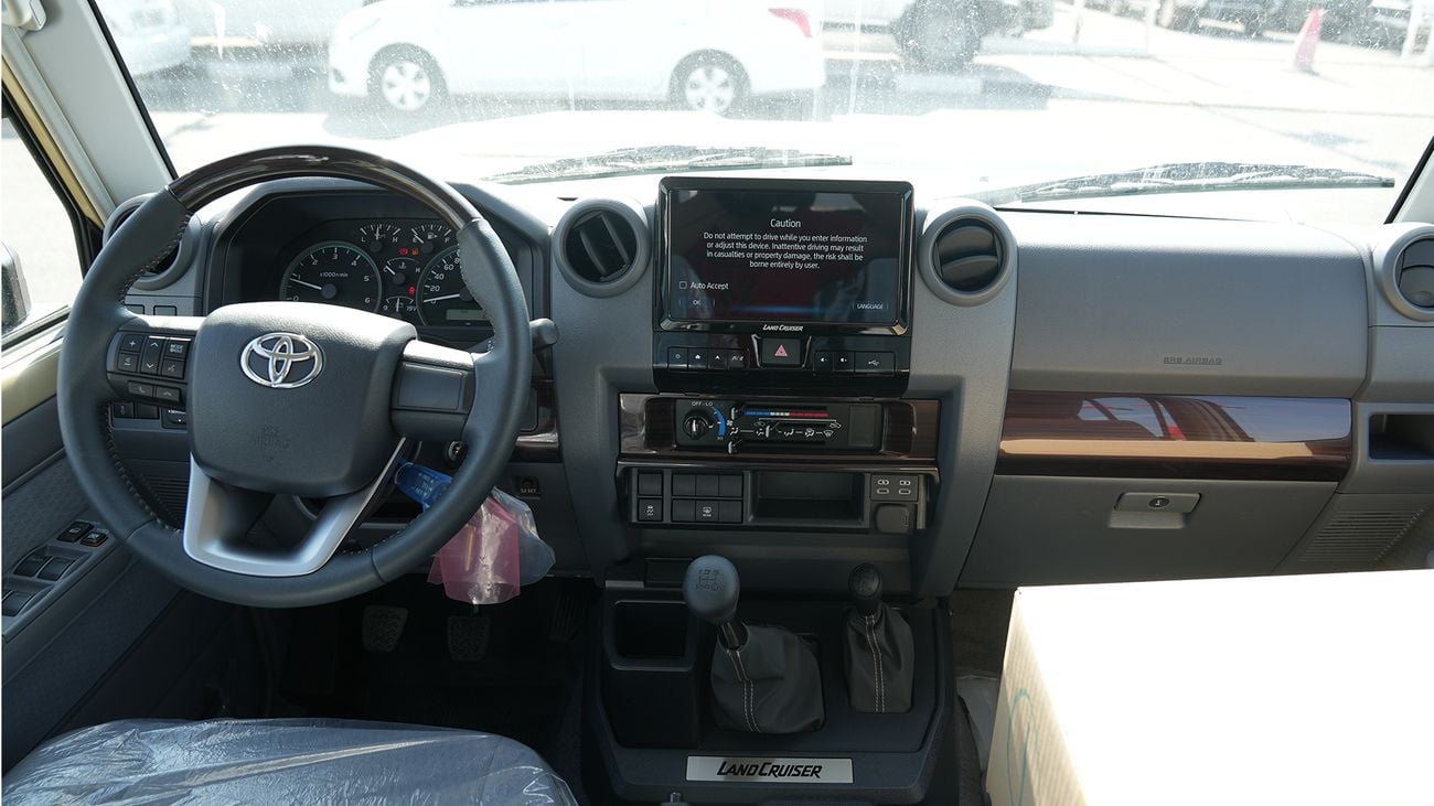 تويوتا لاند كروزر LX
