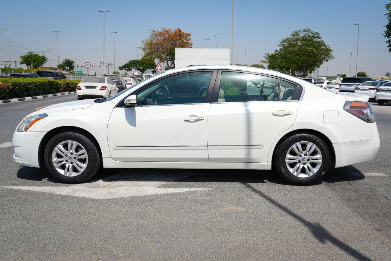 Nissan Altima S 2010 GCC SPECS