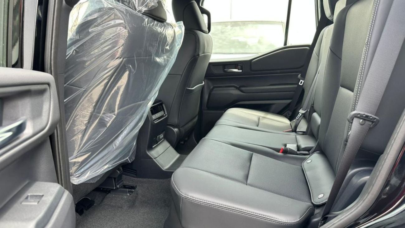 Toyota Prado 2.4L Turbo, 4-Cylinder, DOHC, 16V . Automatic . 7 Seater . 5 Door . Four Wheel drive