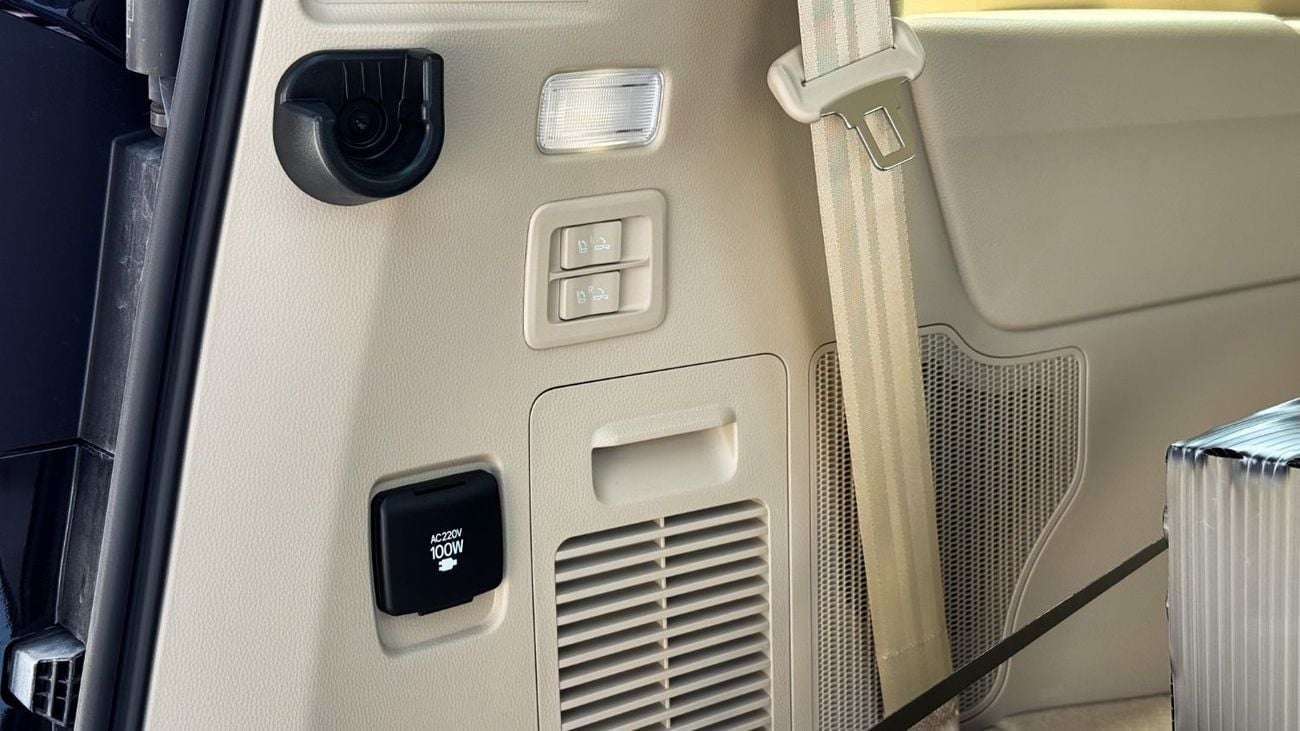 Toyota Land Cruiser VXR 4.0L TOYOTA LAND CRUISER - 2025