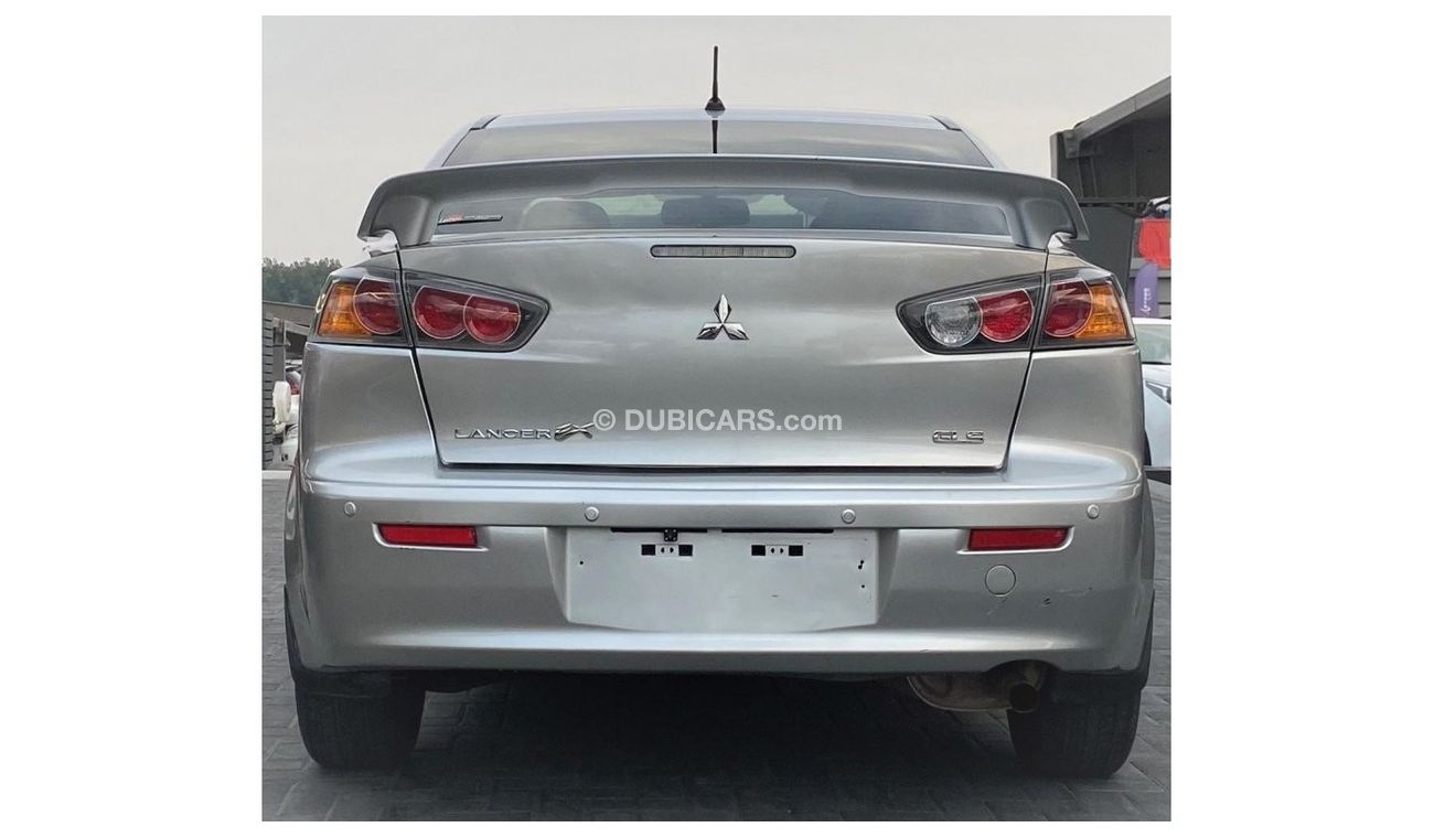 Mitsubishi Lancer GLS GCC 1.6 very good condition without accident