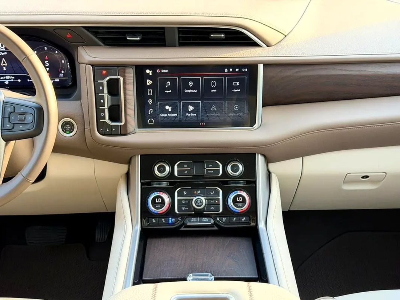 GMC Yukon Denali - GCC Specs Under Warranty and Service Contract