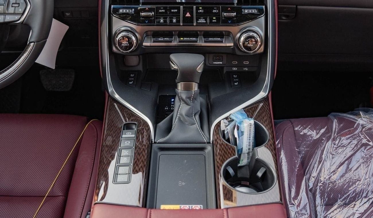 لكزس LX 600 2025 Lexus LX600 Signature 3.5L Petrol AT White