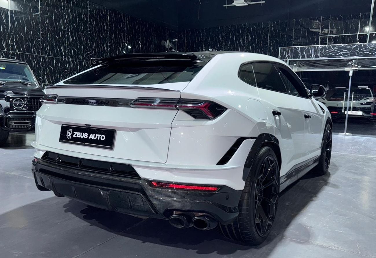 لامبورغيني اوروس 4.0T V8 Performante