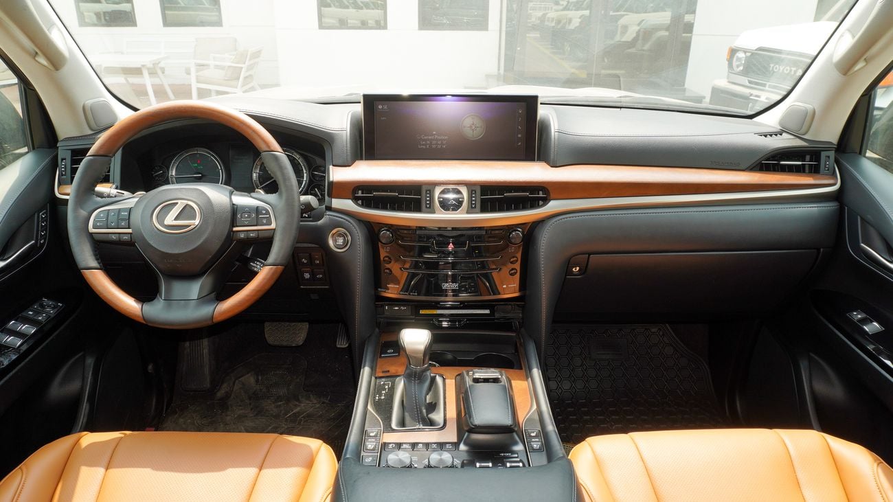 لكزس LX 570