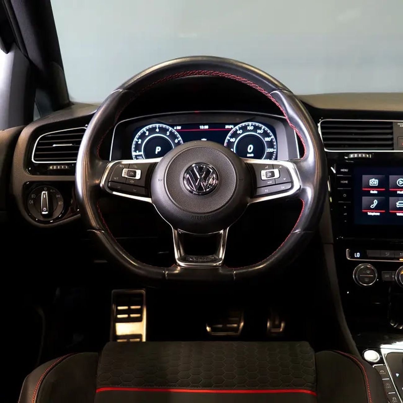 فولكس واجن جولف GTi Clubsport 2.0L 1,532 p.m • 0% Downpayment • VW GTI • 1 Year Warranty