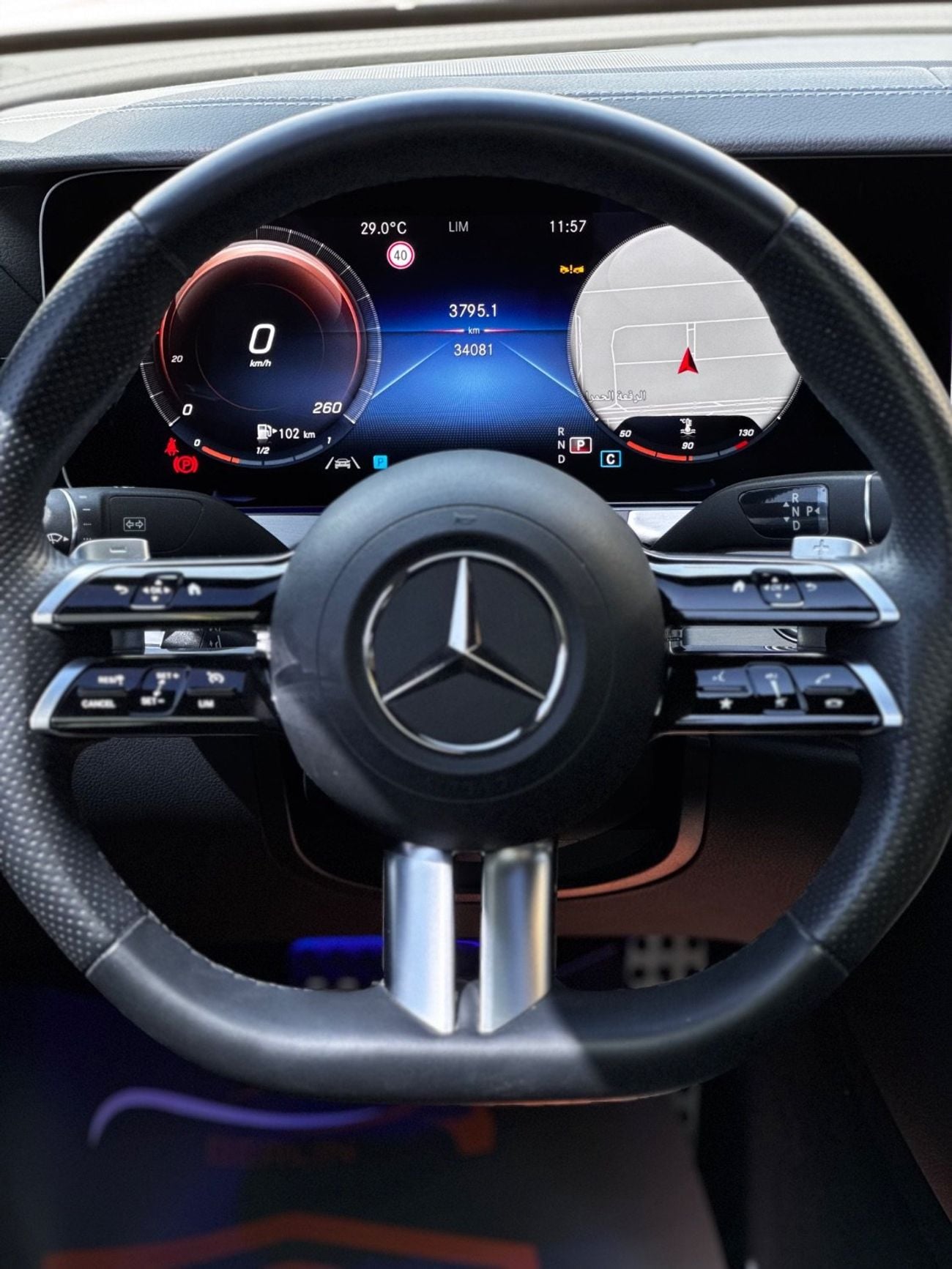 مرسيدس بنز E200 2.0L