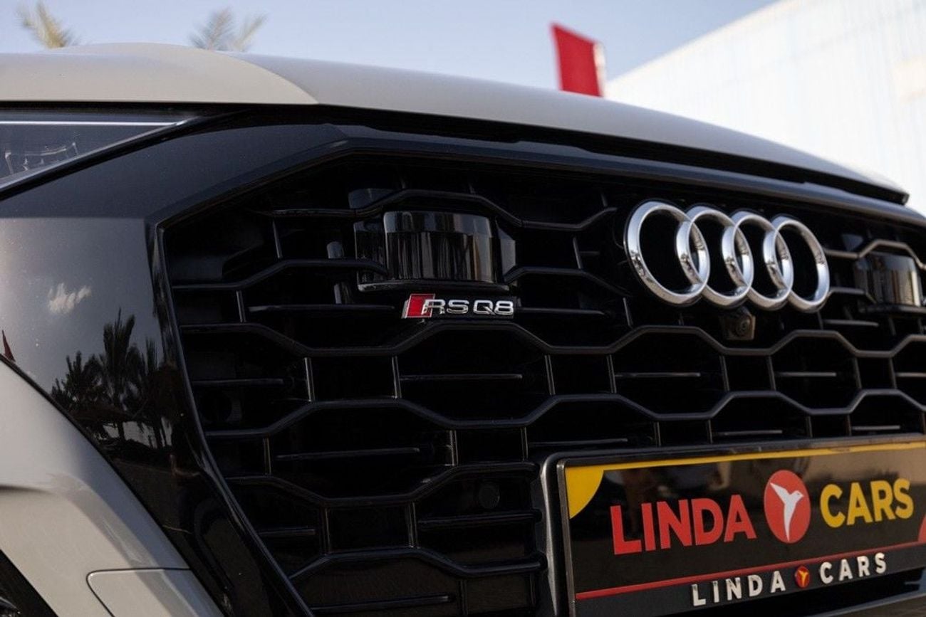 Audi RSQ8 TFSI quattro 4.0L Audi RS Q8 2022 GCC | Warranty | Service Contract