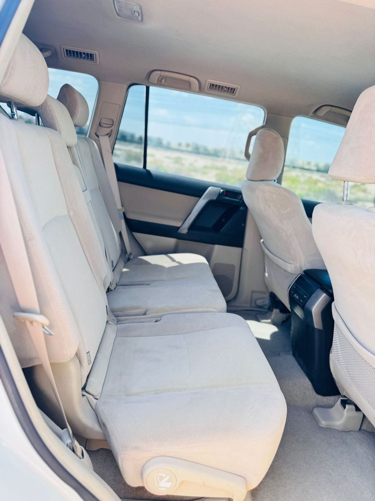 تويوتا برادو PRADO TXL 2011 2.7 PETROL LEFT HAND