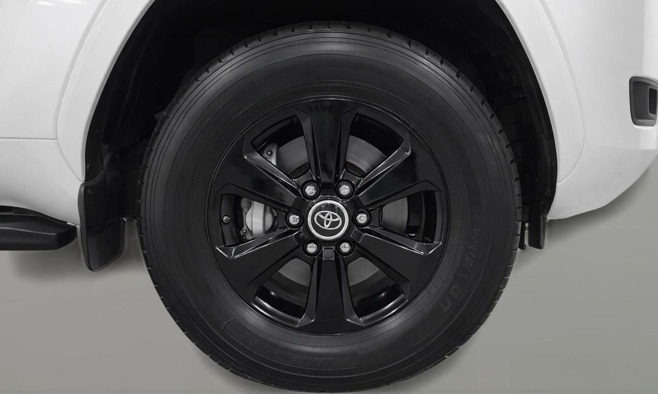 تويوتا لاند كروزر BLACK EDITION كارس24 هي سوق ضخم للسيارات المستعملة موثوق ومضمون ٪كارس24 هي سوق ضخم للسيارات المستعملة موثوق ومضمون