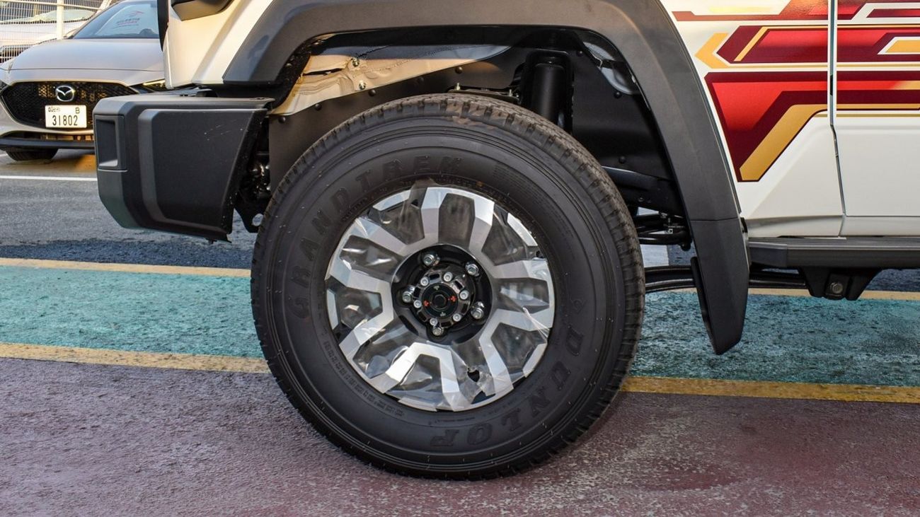 Toyota Land Cruiser 70 2.8L Diesel A/T