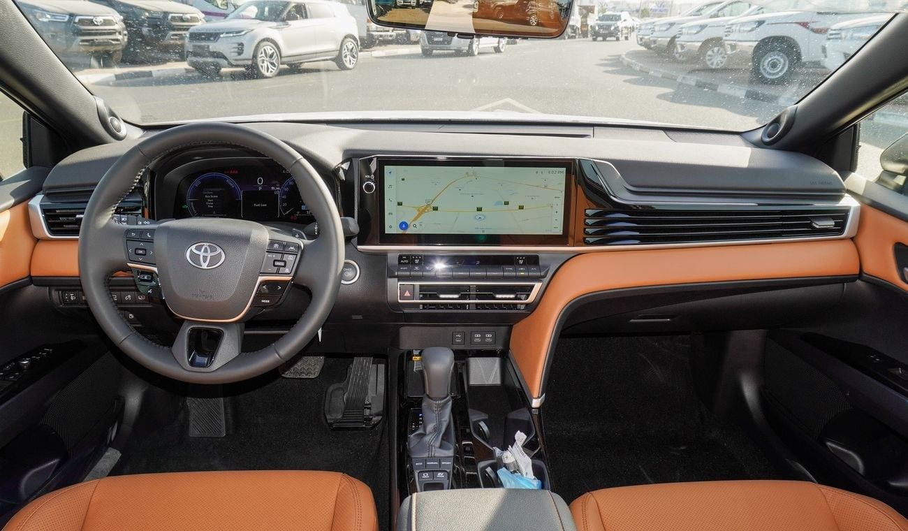 Toyota Camry Lumiere 2.5L Hybrid