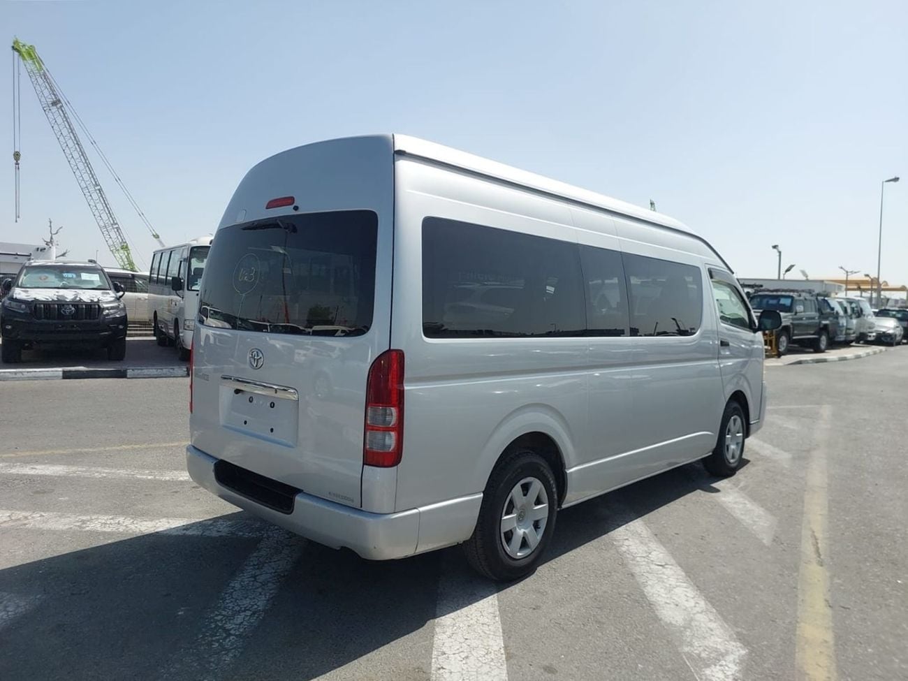 Toyota Hiace TOYOTA HIACE VAN RHD 2013 MODEL 3.0 L DIESEL AUTOMATIC(PM11956)