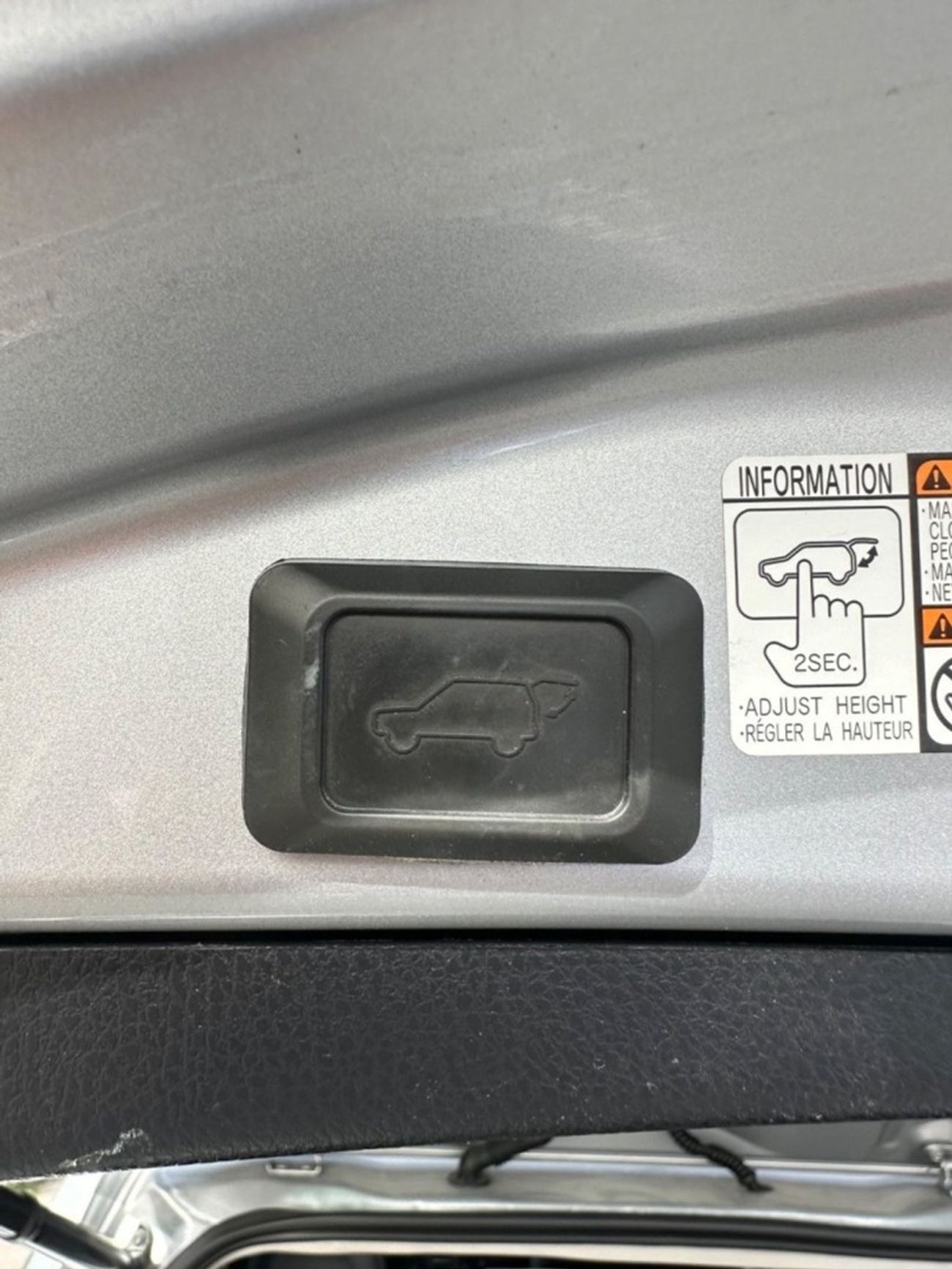 تويوتا راف ٤ Limited Hybrid Full Option