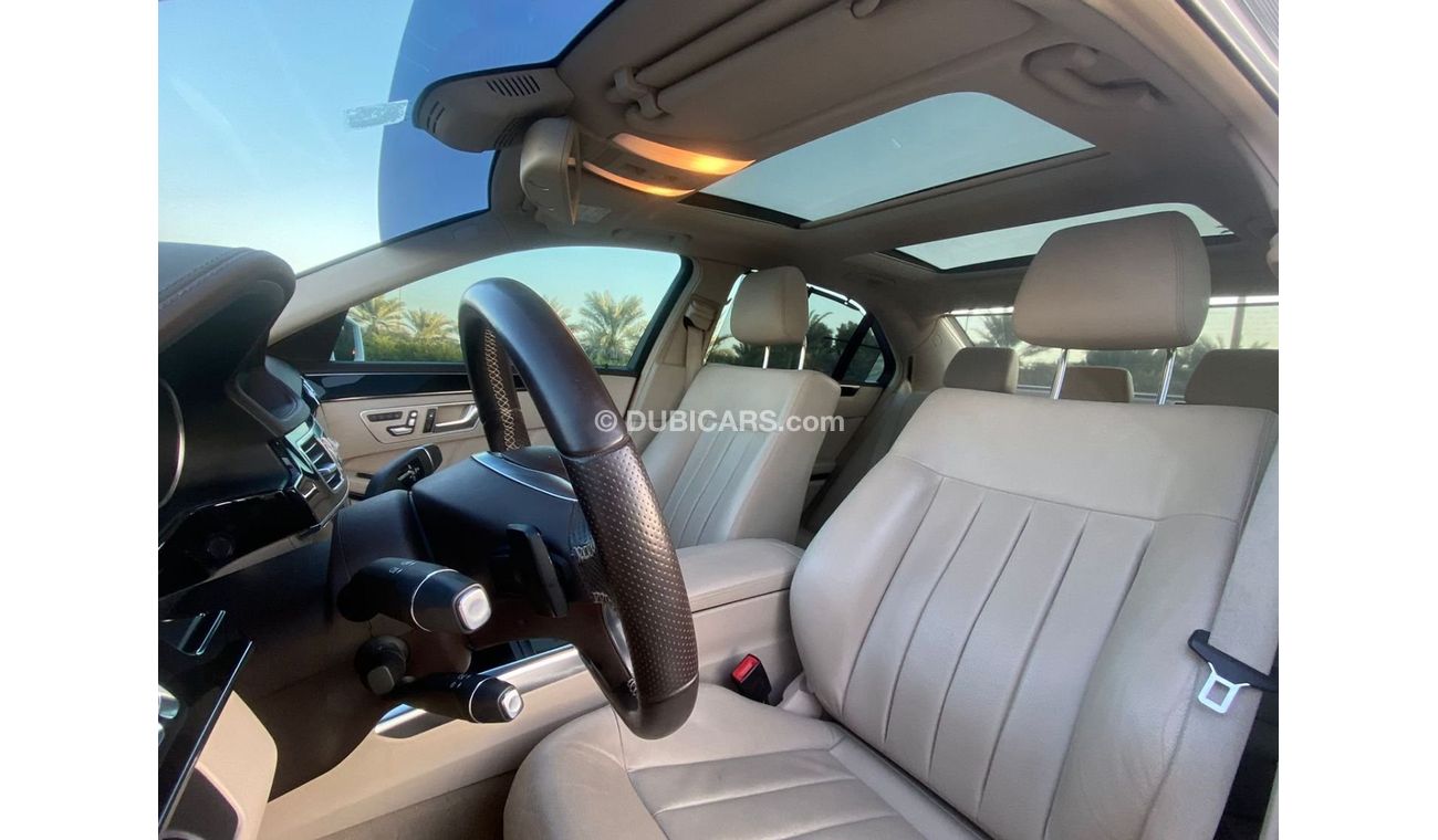 Mercedes-Benz E300 AMG Mercedes E-300 V6 2014 GCC Perfect Condition - Full Service History Available - Full Option