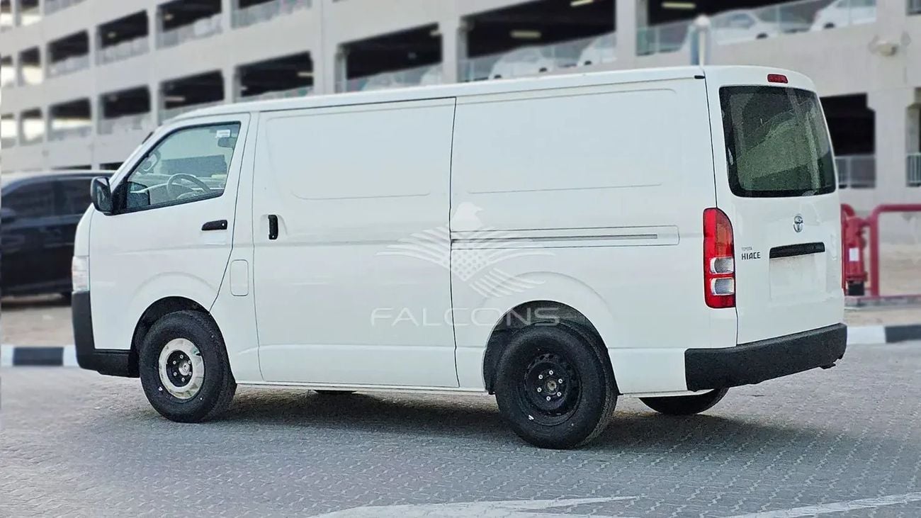 تويوتا هاياس 2.5L PNL VAN STD RF Manual