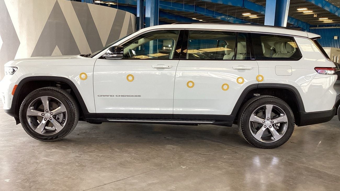 جيب جراند شيروكي 3.6 L LIMITED PLUS 3 ROW 4WD AUTO | شامل الضمان | 0 ﺪﻔﻋﺓ ﺃﻮﻟﻯ