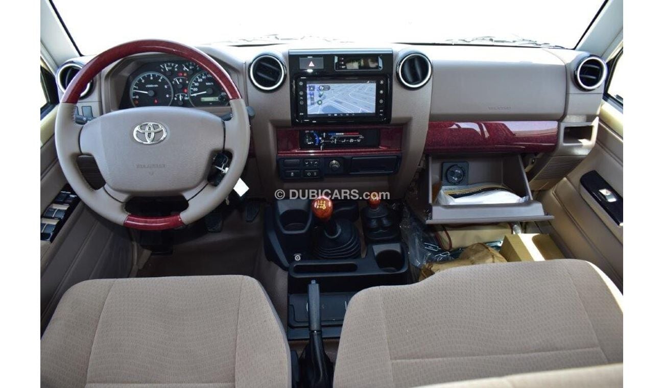 Toyota Land Cruiser Pick Up 79 Double Cab V8 4.5L Manual Transmission-Full Option