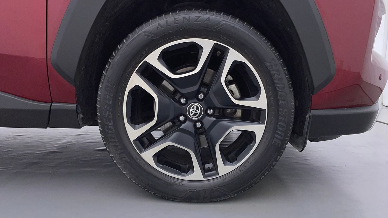 Toyota RAV4 ADVENTURE 2.5 | Zero Down Payment | Free Home Test Drive