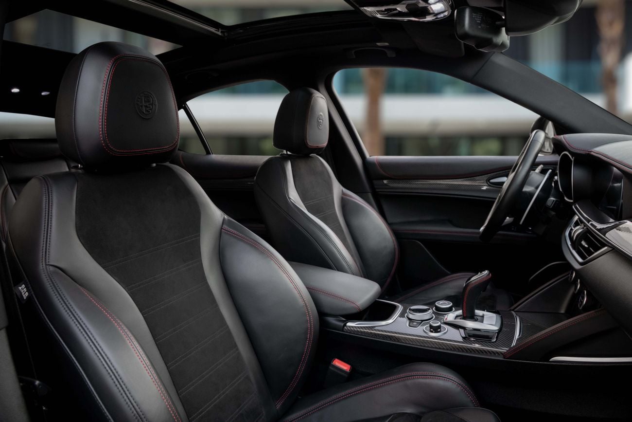 ألفا روميو ستيلفيو Stelvio Estrema | 2,546 P.M | 0% Downpayment | ALFA WARRANTY AND SERVICE CONTACT! | Ramadan Offer!