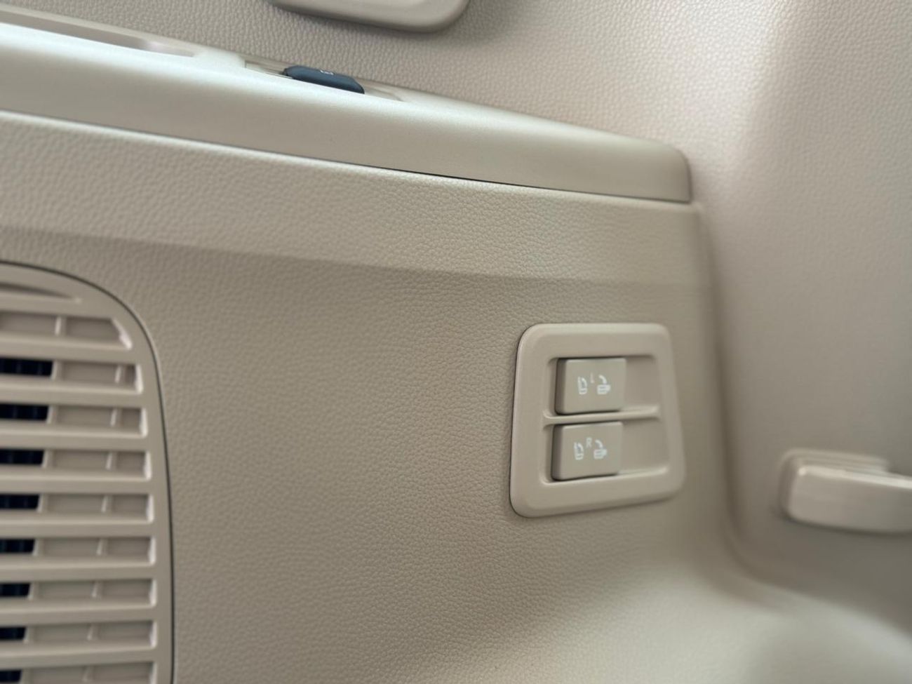 تويوتا لاند كروزر 