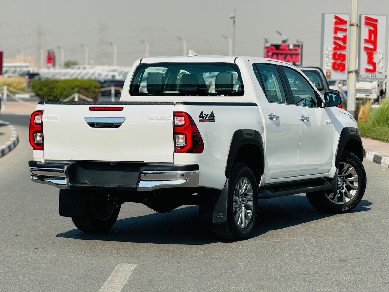 Toyota Hilux TOYOTA HILUX ROCCO 2025 RHD