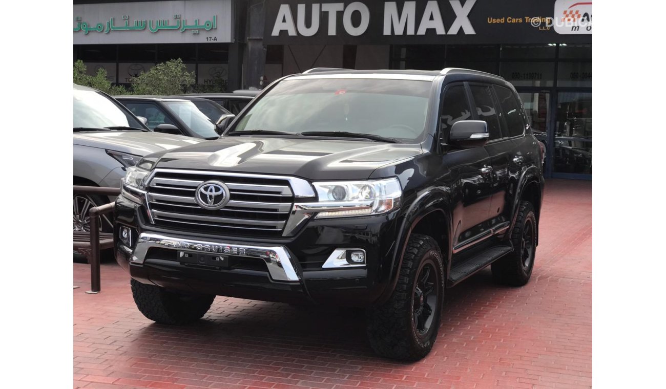 تويوتا لاند كروزر LANDCRUISER GXR V8 XTREAM 2017