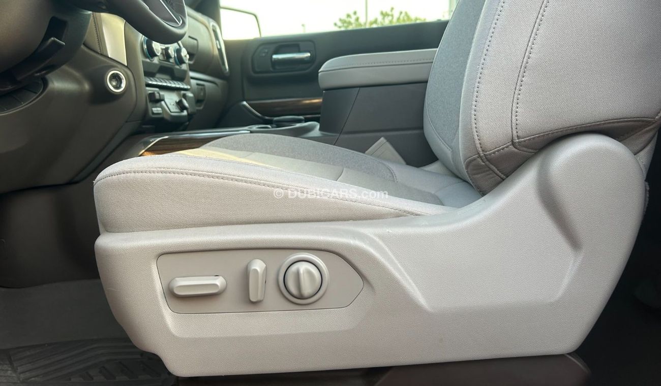 Chevrolet Silverado Z71 Trail boss 2021 | Agency Warranty | GCC | Brand New