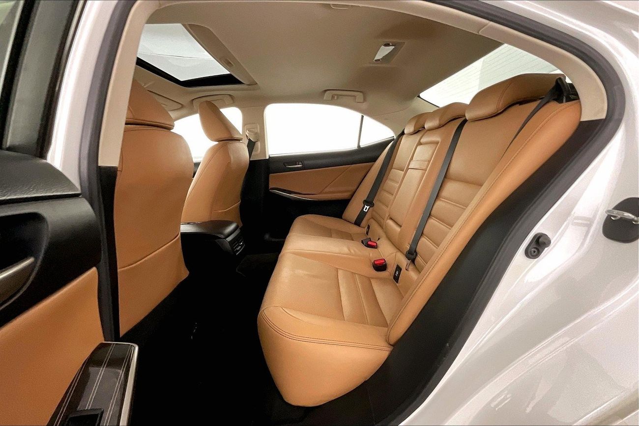 نيسان باترول LE Platinum City | شامل الضمان | 0 ﺪﻔﻋﺓ ﺃﻮﻟﻯ