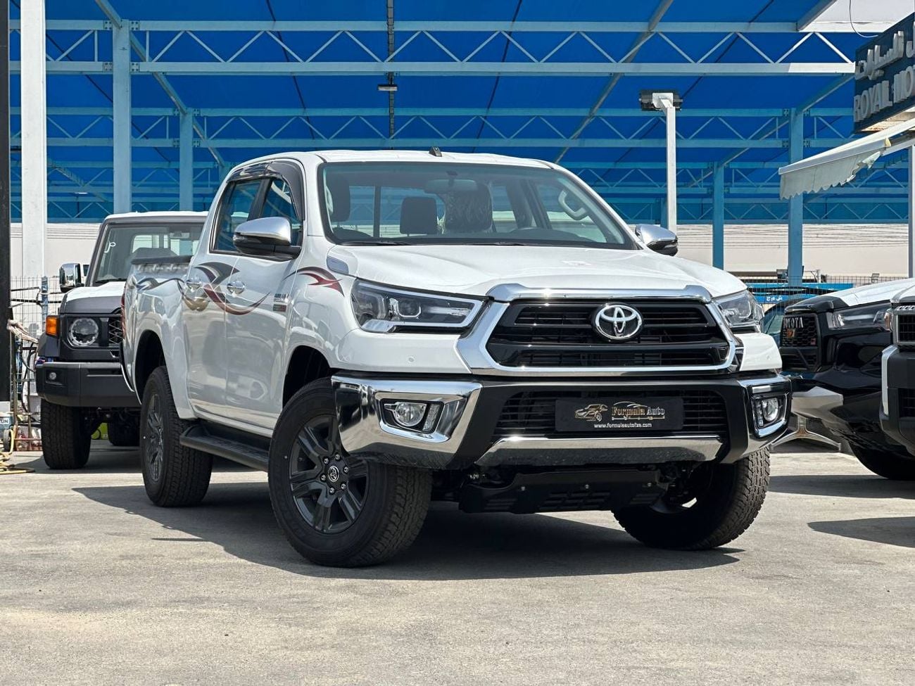 Toyota Hilux 2.8L DSL A/T // 2026 // High Option With Cruise Control , DVD , Wireless Charger , Side Step // Spec