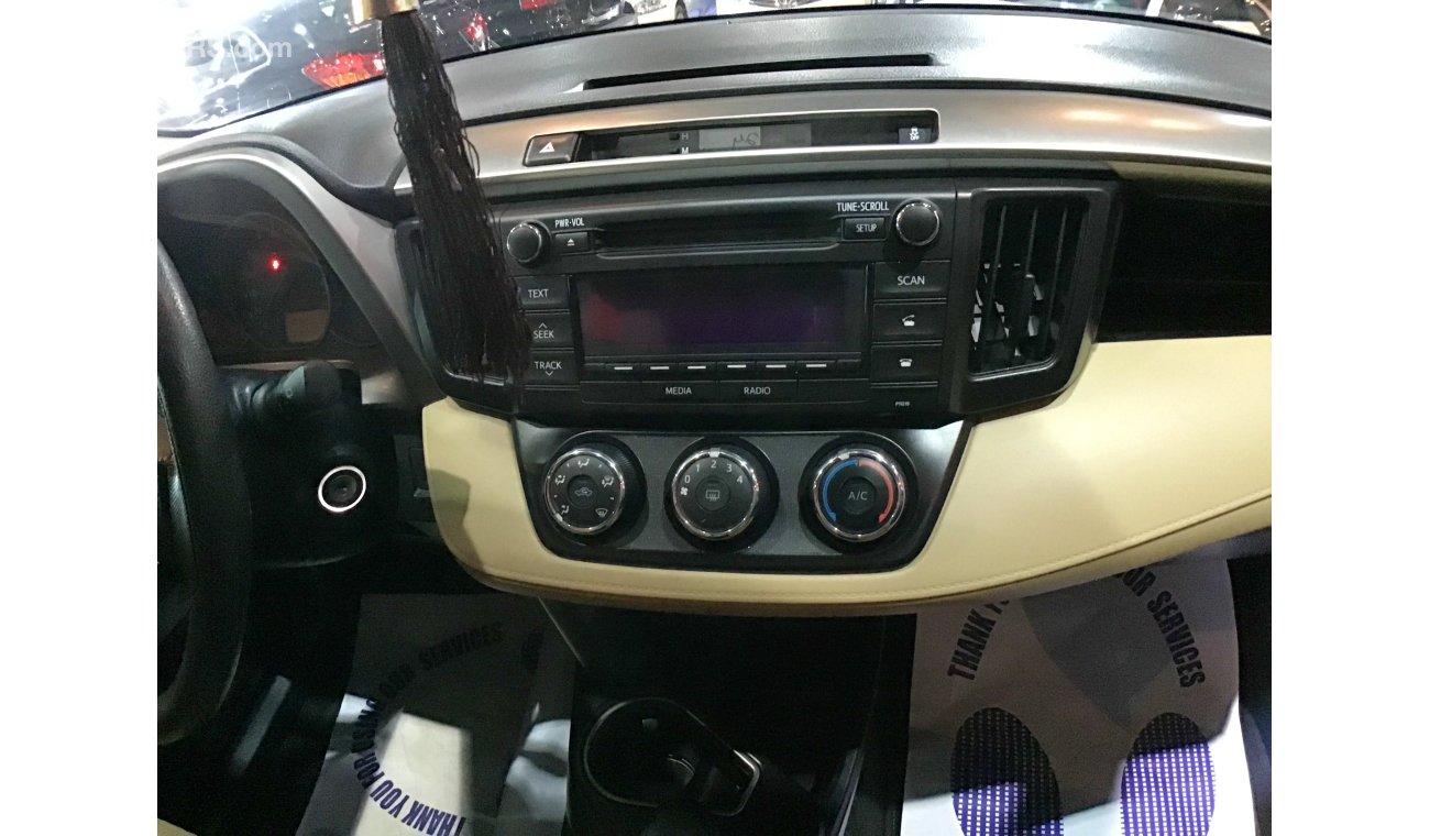 Toyota RAV4 EX 2.5L 2016 Model with GCC Specs