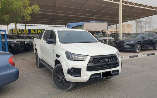 تويوتا هيلوكس GR Sport 4.0L