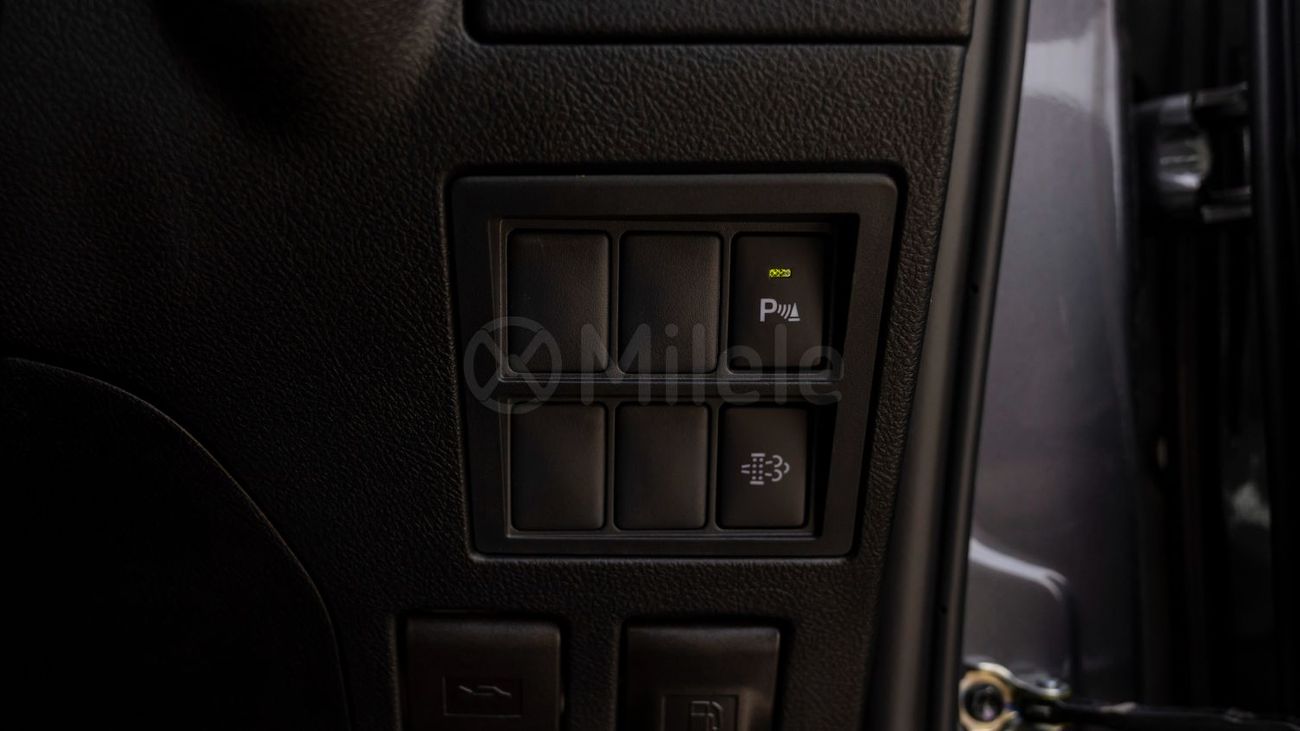 تويوتا هيلوكس (RHD) TOYOTA HILUX DC | EXPORT ONLY