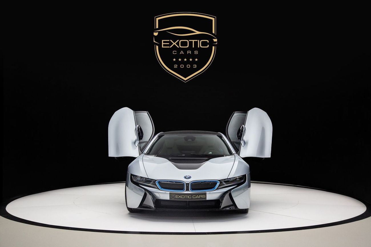 بي أم دبليو i8 Std