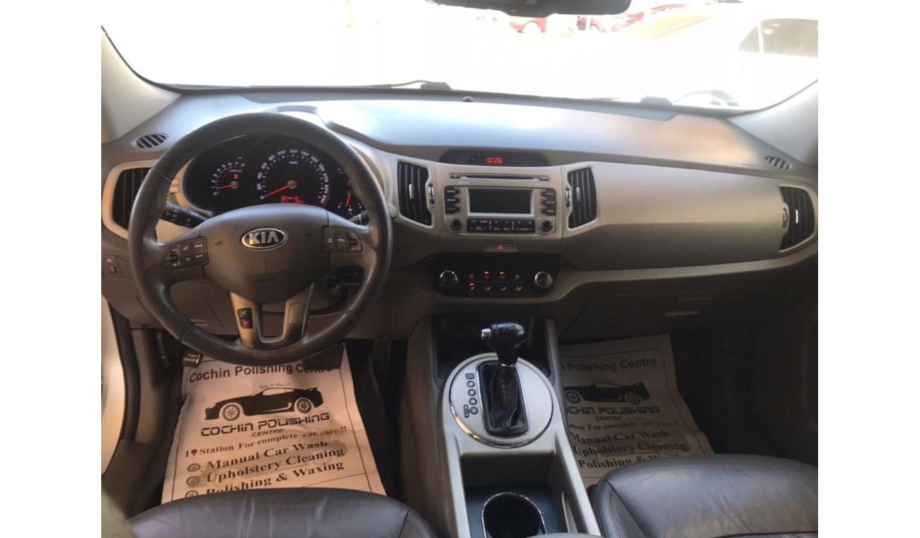 Kia Sportage Kia sporteg 2014 gcc panorama for sale