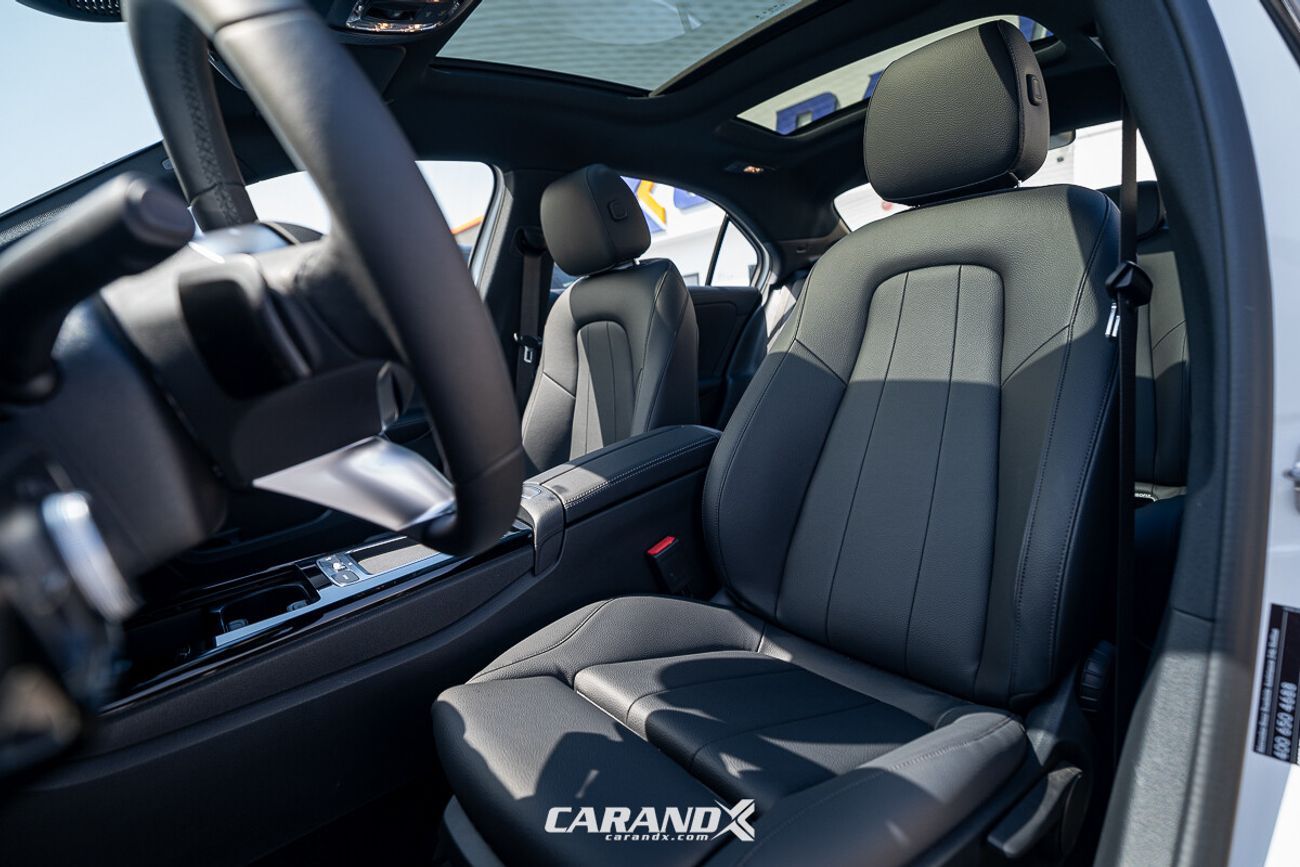 Mercedes-Benz A 180 Mercedes-Benz A 180 1.3L 2025