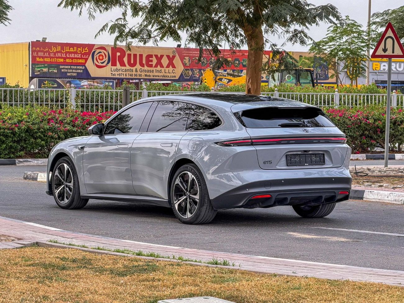 نيو ET5 Nio ET5 Long Range | 100 kWh | WLTC (580 Km) | 490 Hp | Law Mileage (75,000 Km)