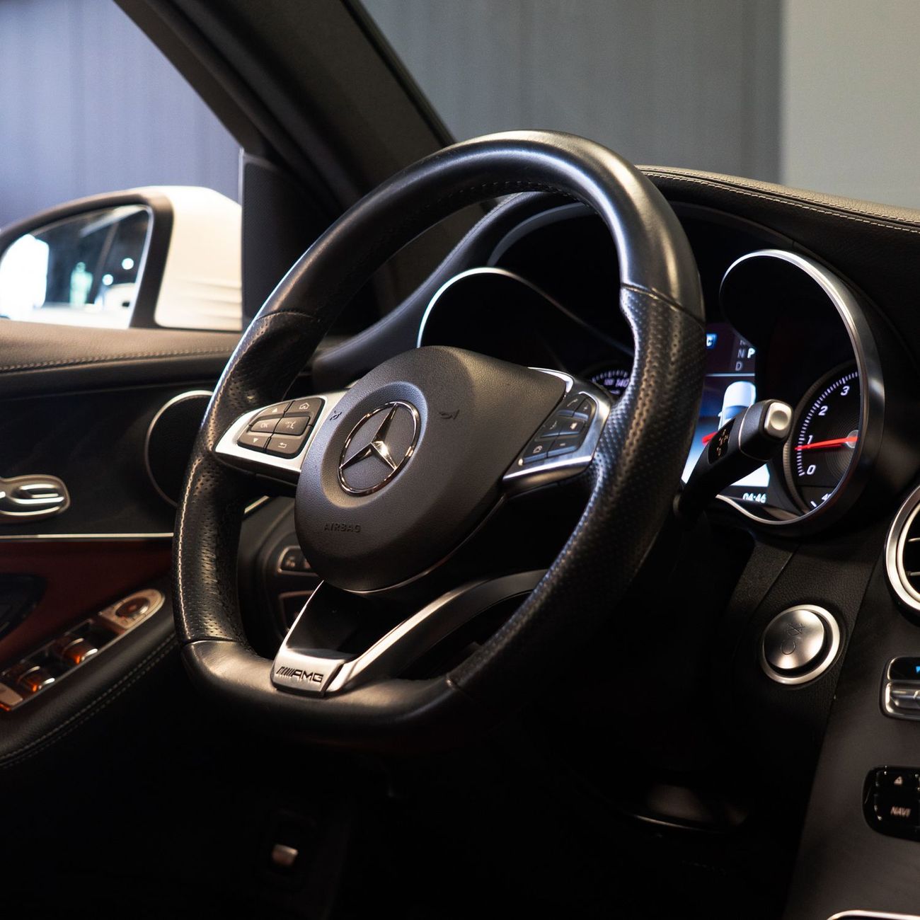 مرسيدس بنز GLC كوبيه 250 AED 2,299 pm• 0% Downpayment • Mercedes GLC250 Premium • 1 Year Warranty